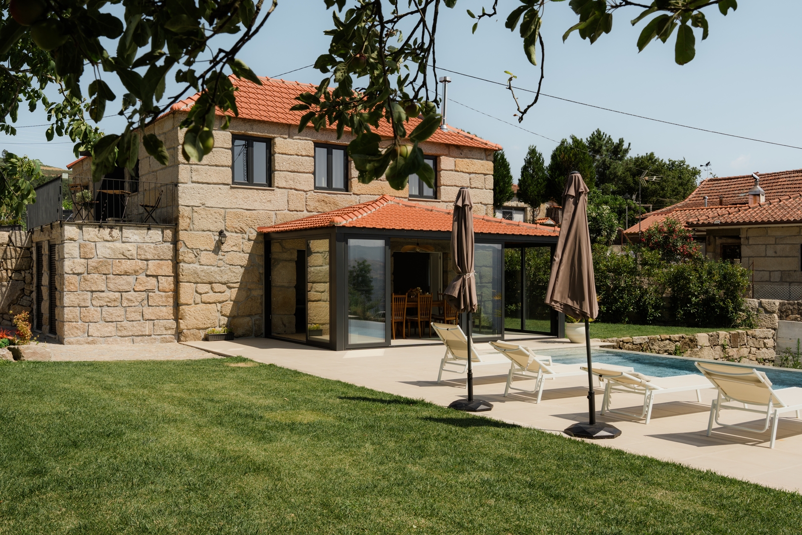 Belo Douro - Private Pool - by FERO 32 ferocollection.feroslowliving.com