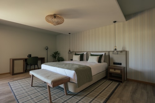 Quinta do Roso - River View Suite  & Jacuzzi 3 ferocollection.feroslowliving.com