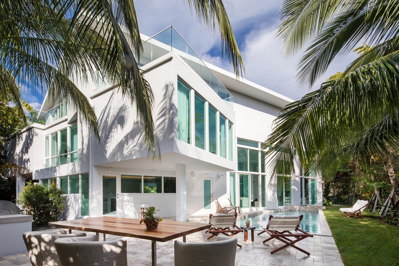 Beachfront Villa gallery image 2
