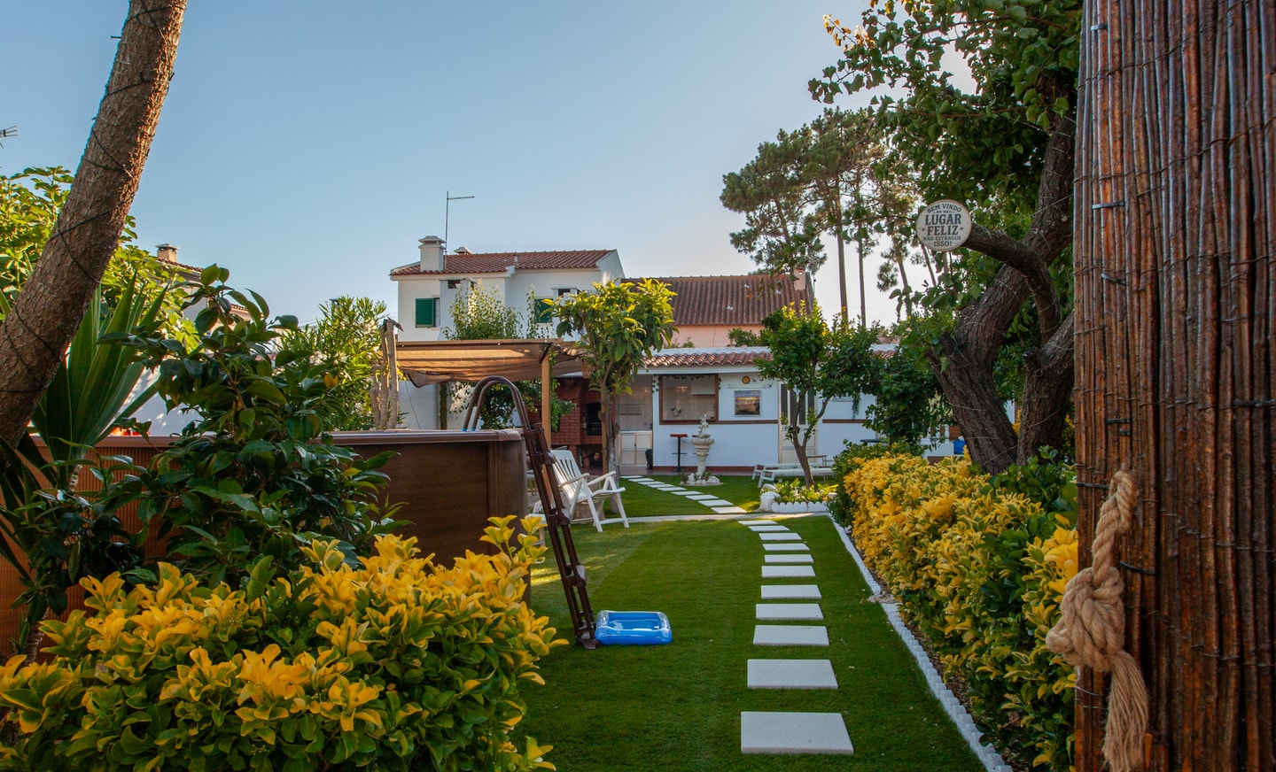 Aroeira Garden by Hommelier gallery image 1