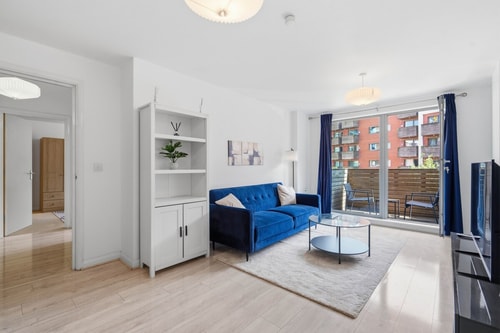 Birmingham Balcony Retreat
