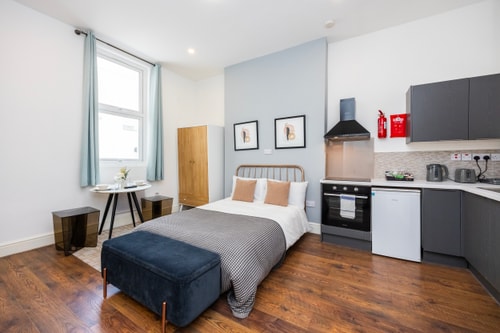 119 WR Ground Studio Flat 2