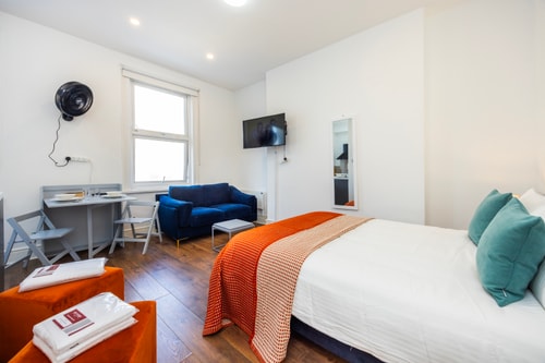 121 WR Floor 2 Studio Flat 5