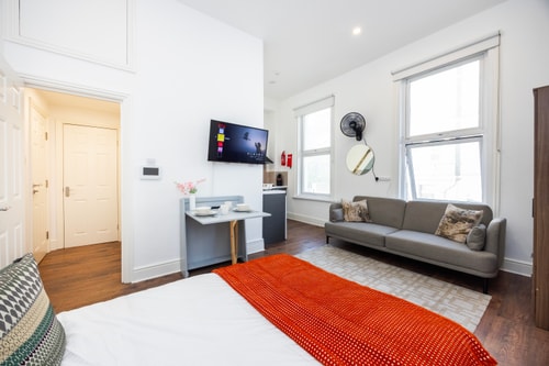 121 WR Floor 1 Studio Flat 3