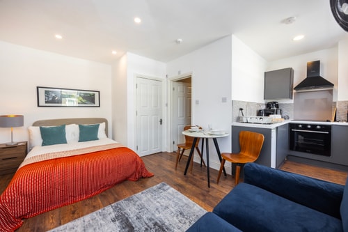 121 WR Floor 3 Studio Flat 7