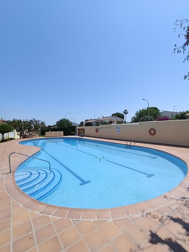 Terraced house with barbecue near the beach