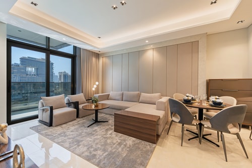 Stylish Apt in Business Bay | Pool, Gym, Parking 2 Mi Casa Holiday Homes