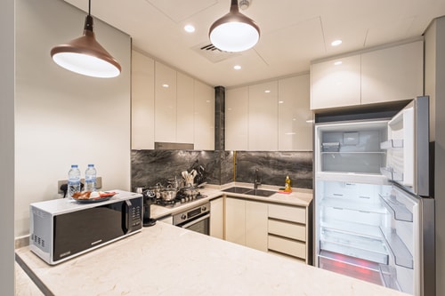 Stylish Apt in Business Bay | Pool, Gym, Parking 18 Mi Casa Holiday Homes