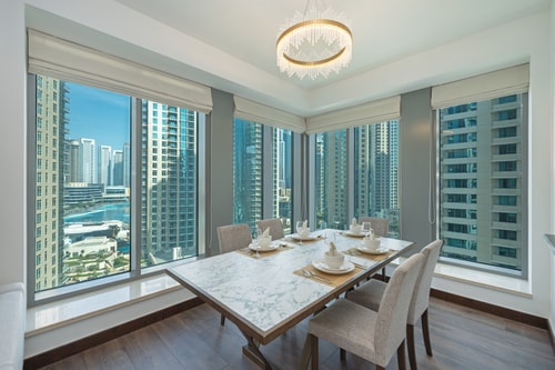 Stylish 2BD Near Burj | Partial Fountain View 7 Mi Casa Holiday Homes