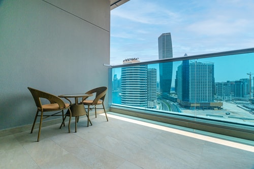 Contemporary Studio | Extra Bed | Near Dubai Mall 14 Mi Casa Holiday Homes