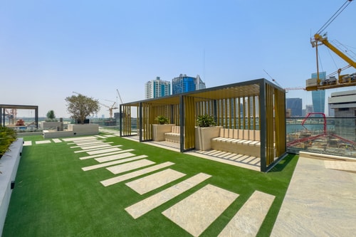 Canal-Front 1BR | Pool, Gym, Free Parking 22 Mi Casa Holiday Homes