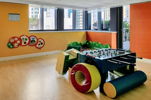 Elegant studio balcony boulevard view 14 Mi Casa Holiday Homes