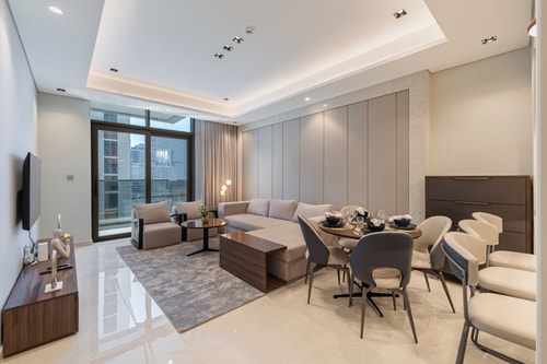 Stylish Apt in Business Bay | Pool, Gym, Parking 1 Mi Casa Holiday Homes