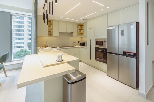 Designer 2BR | Walk to Dubai Mall & Burj Khalifa 5 Mi Casa Holiday Homes
