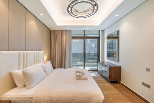 Stylish Apt in Business Bay | Pool, Gym, Parking 8 Mi Casa Holiday Homes