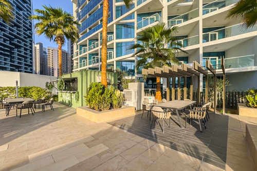 Cozy Waterfront Studio | Pool, Gym, Parking 20 Mi Casa Holiday Homes