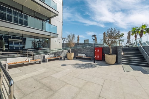 Stylish Apt in Business Bay | Pool, Gym, Parking 28 Mi Casa Holiday Homes