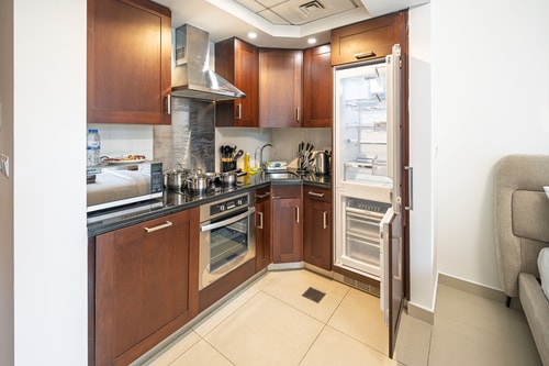 Elegant studio balcony boulevard view 5 Mi Casa Holiday Homes