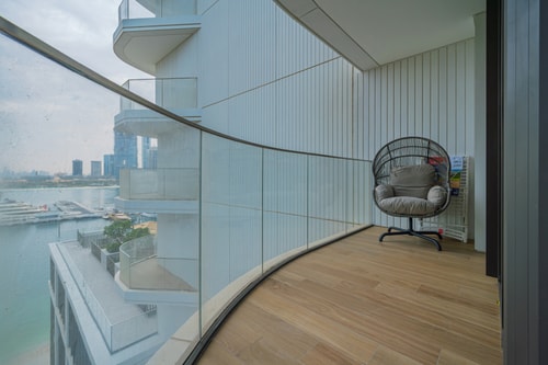 Elegant 2BR apt | Sea View | Emaar Beachfront 18 Mi Casa Holiday Homes