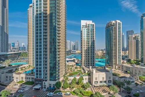 Stylish 2BD Near Burj | Partial Fountain View 23 Mi Casa Holiday Homes