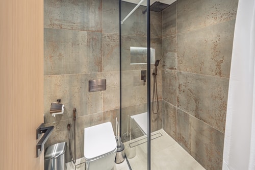 Designer 2BR | Walk to Dubai Mall & Burj Khalifa 17 Mi Casa Holiday Homes