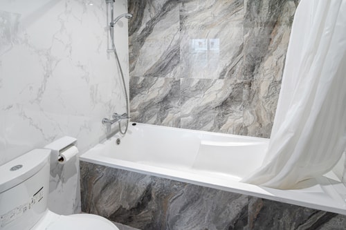 Canal View 1BR + Terrace Gym, Pool, Parking 14 Mi Casa Holiday Homes