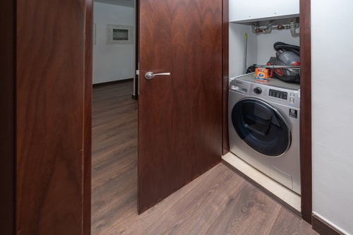 Stylish 2BD Near Burj | Partial Fountain View 26 Mi Casa Holiday Homes