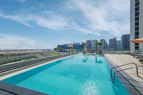Stylish Apt in Business Bay | Pool, Gym, Parking 25 Mi Casa Holiday Homes