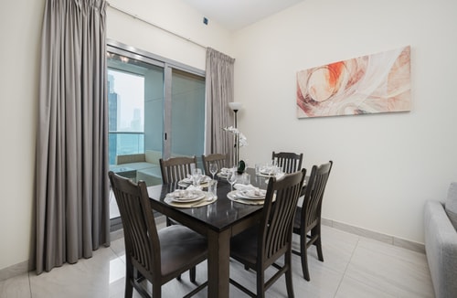Family-Sized 4BR | Pool, Jacuzzi & Gym 3 Mi Casa Holiday Homes
