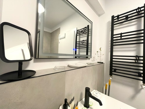 RoseWood Boutique Apartment - In Green Future Spa 32 SocialSpot