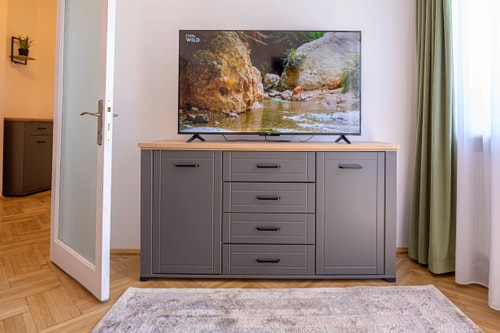 Colibri Apartment w. AC 23 SocialSpot