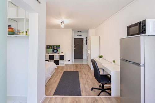 Deda Studio w. Smart TV · AC · washing machine 19 SocialSpot