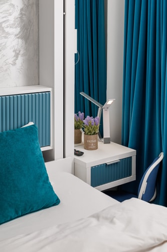 Kronsmart Apartment: Cozy Fireplace & Free Parking 28 SocialSpot