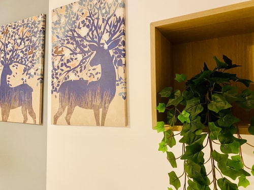 Elegant Apartment in Ivory - AC & Smart TV 19 SocialSpot