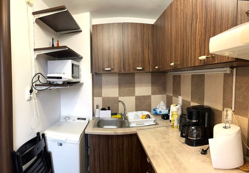 Studio Victoriei - Central Location with AC 7 SocialSpot