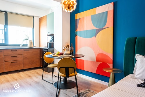 Color Ivory Residence with Free Parking 10 SocialSpot