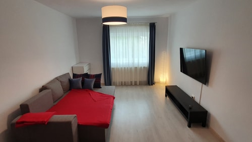 Sunny and Cozy Apartment 5 SocialSpot