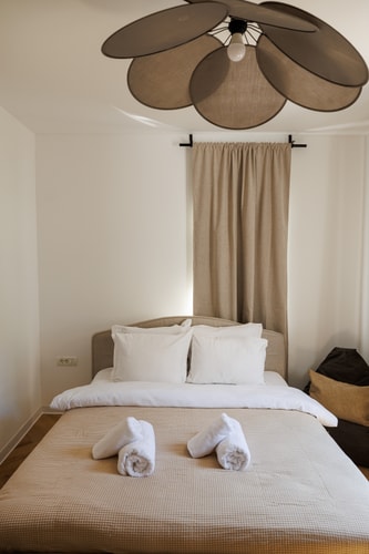 Citadel Signature Townhouse w. Private Garden 35 SocialSpot