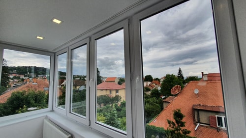 Sunny and Cozy Apartment 7 SocialSpot