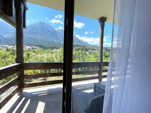 Alpine River Home: Peace and Mountain View 40 SocialSpot