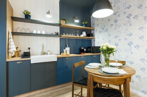 Victorian Blue Studio 5 SocialSpot