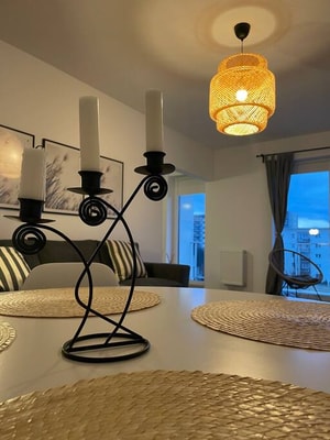 Cozy Place to Remember w. Fireplace & Netflix 2 SocialSpot