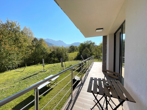 Nicme Villa Bran: Game Room & Barbecue 54 SocialSpot