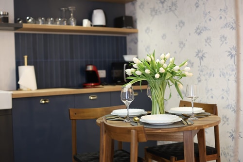 Victorian Blue Studio 26 SocialSpot