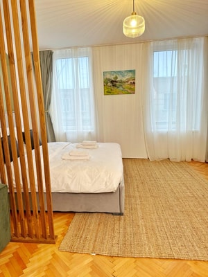Lunga 16 Guesthouse 2 - in the City Center 7 SocialSpot