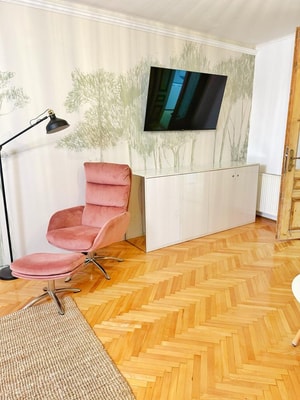Lunga 16 Guesthouse 2 - in the City Center 5 SocialSpot