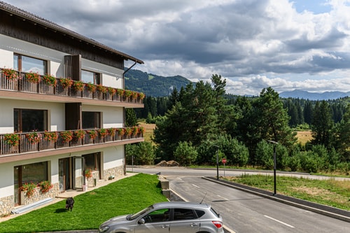 Grand Chalet Suite 2 26 SocialSpot