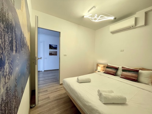 Carpatilor Urban Escape Studio - Free Parking & AC 10 SocialSpot