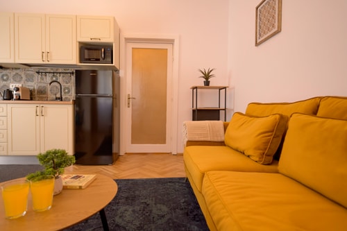 Colibri Apartment w. AC 47 SocialSpot