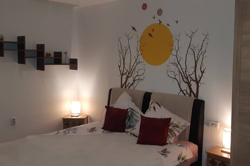 Sun Studio in Old Town · Quiet & Cozy 3 SocialSpot
